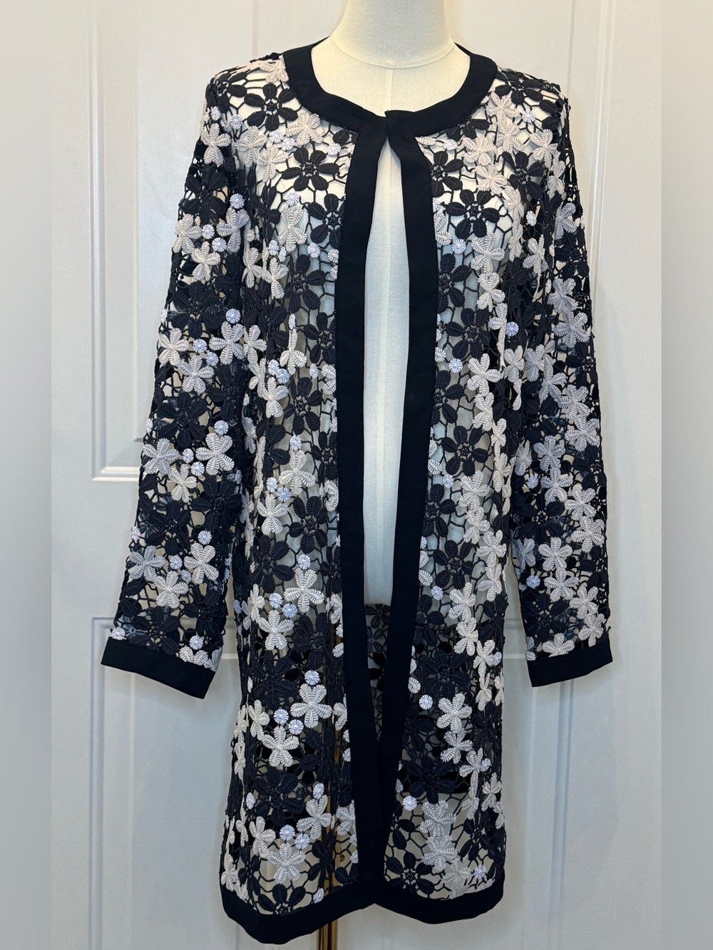 ADORE Exquisite Navy Oyster Embroidered Lace Longline Jacket Duster Sz M NEW
